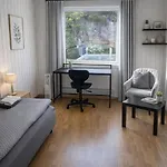 Airport Aparthotel 3*