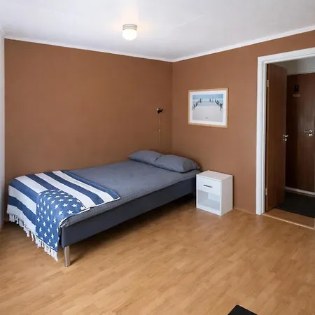 Apartahotel Airport 3*