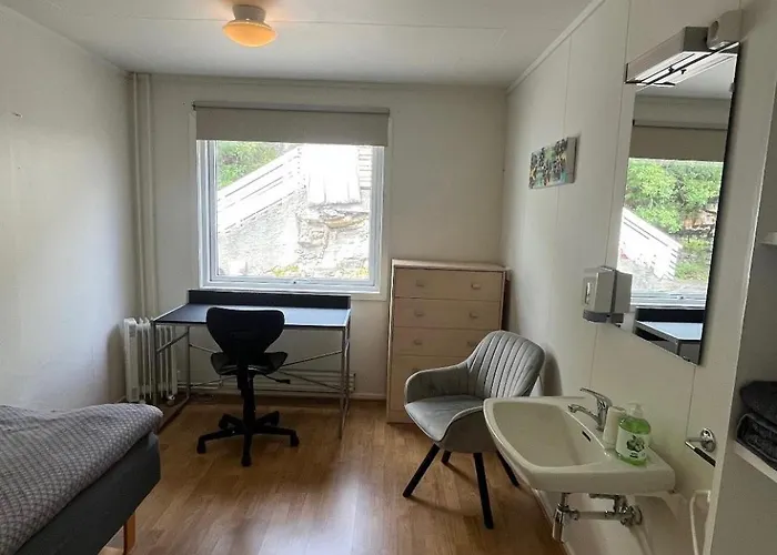 Airport Hotel apartamentowy 3*