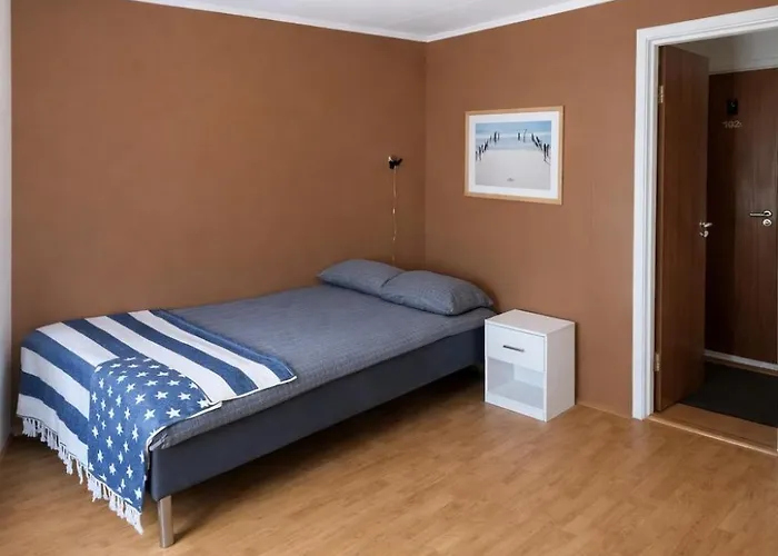 Aparthotel Airport 3*